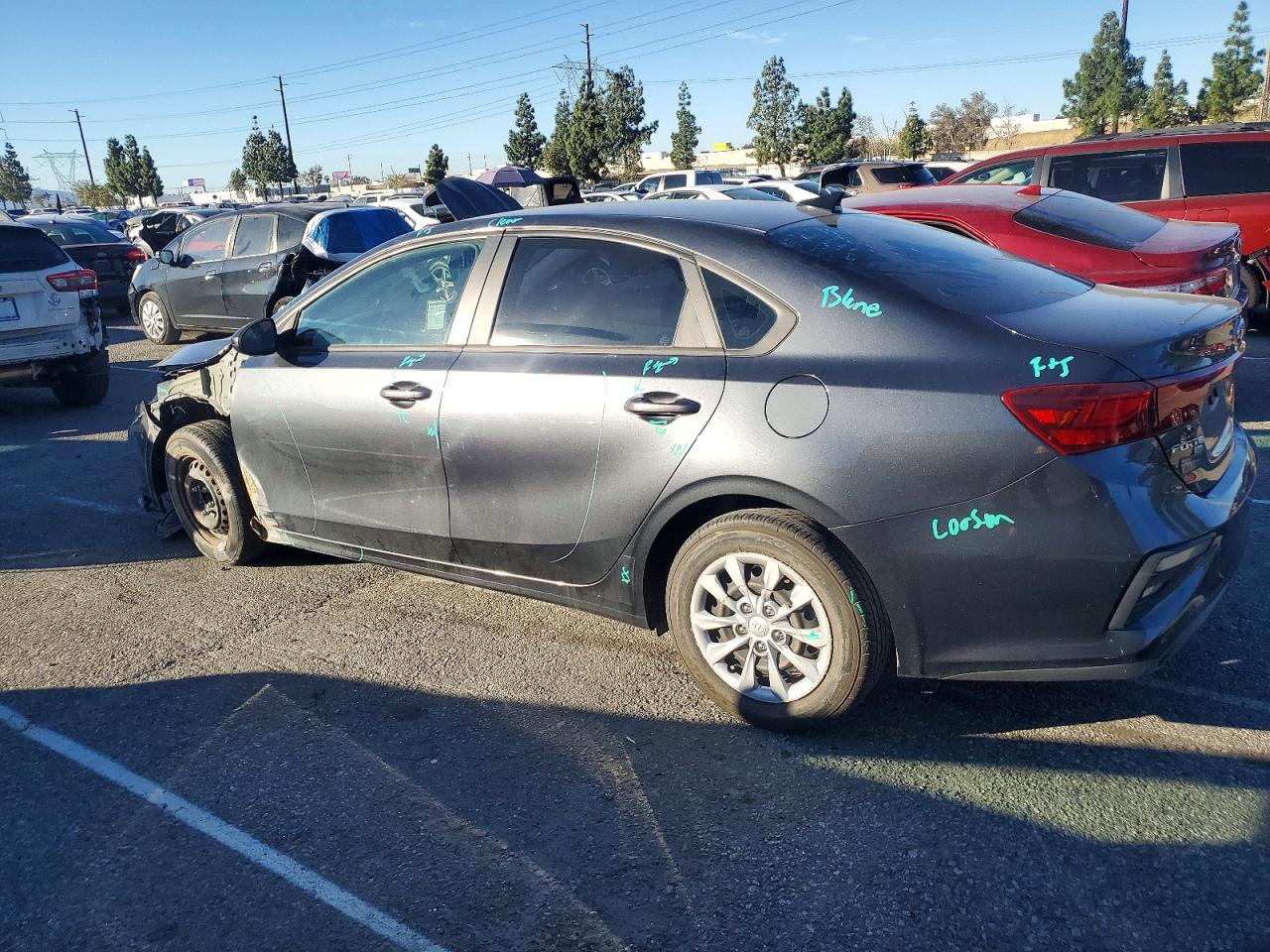 2021 KIA FORTE FE photo 2