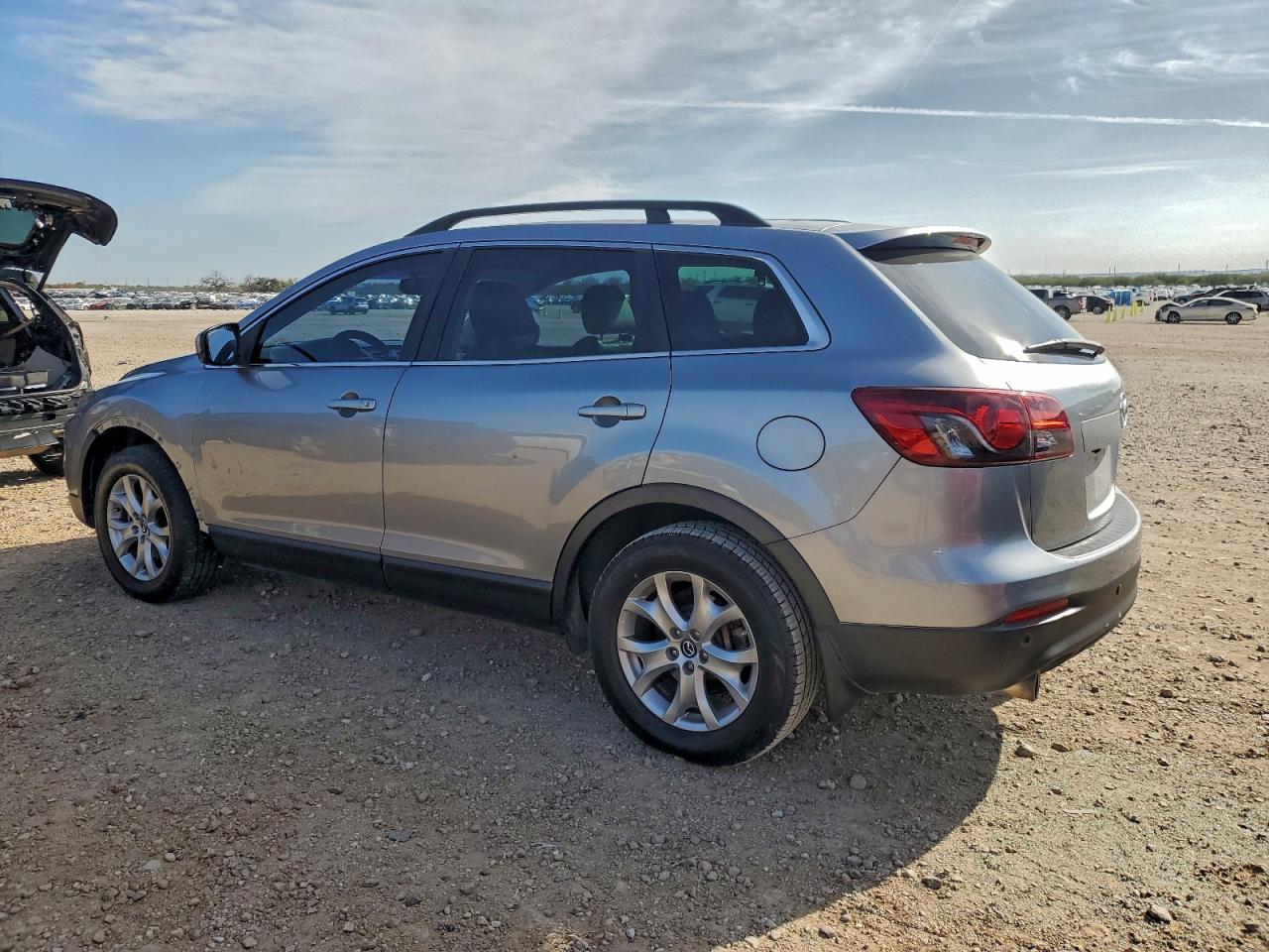 2015 MAZDA CX-9 TOURING photo 2