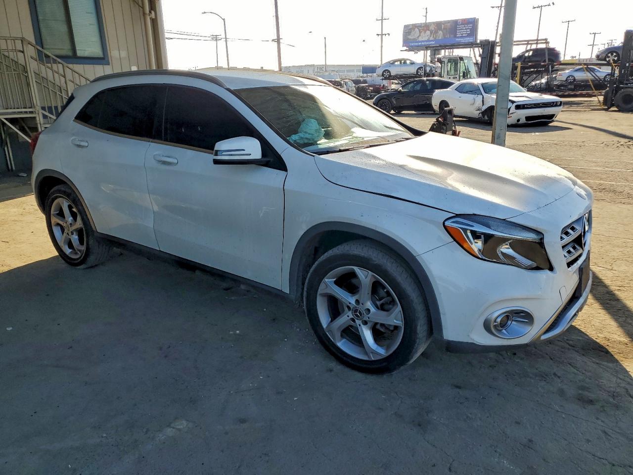 2019 MERCEDES-BENZ GLA 250 4MATIC photo 4
