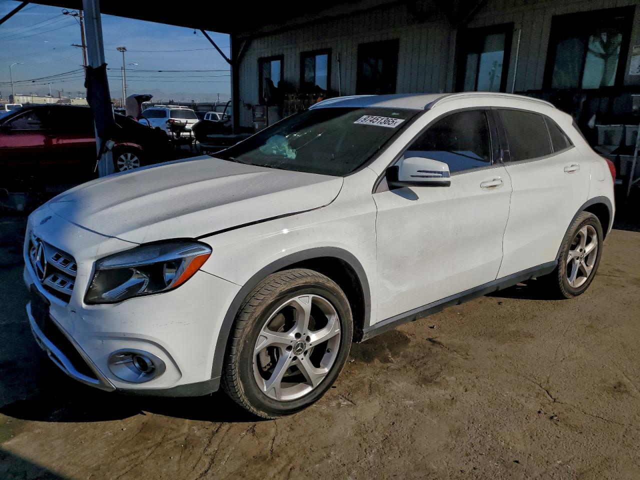 2019 MERCEDES-BENZ GLA