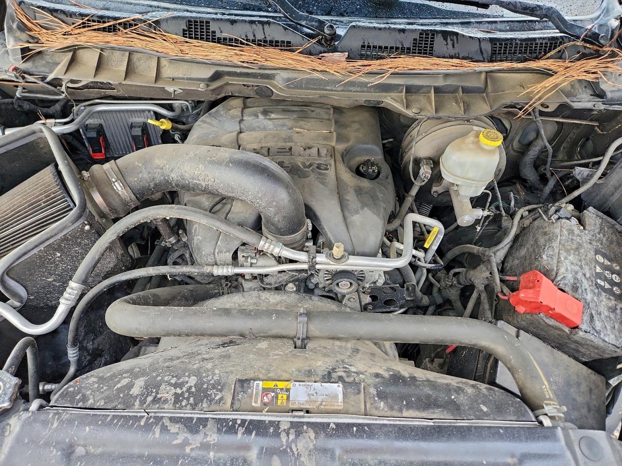 2014 RAM 1500 ST photo 11