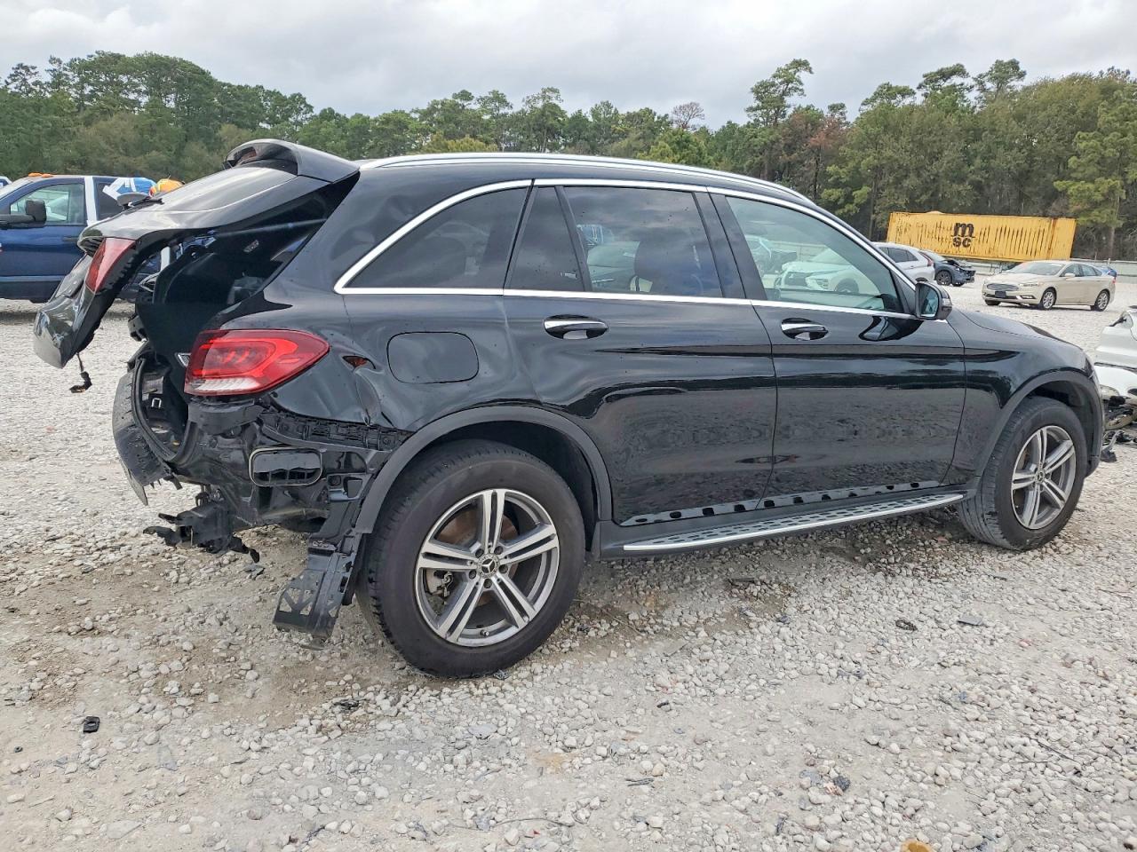 2021 MERCEDES-BENZ GLC 300 photo 3