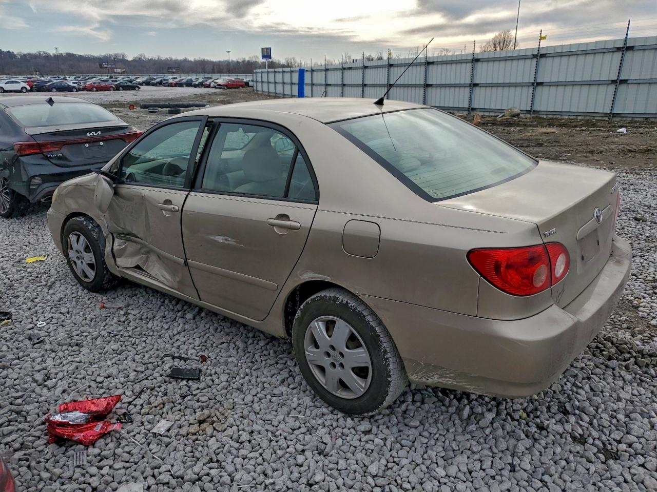 2006 TOYOTA COROLLA CE photo 2