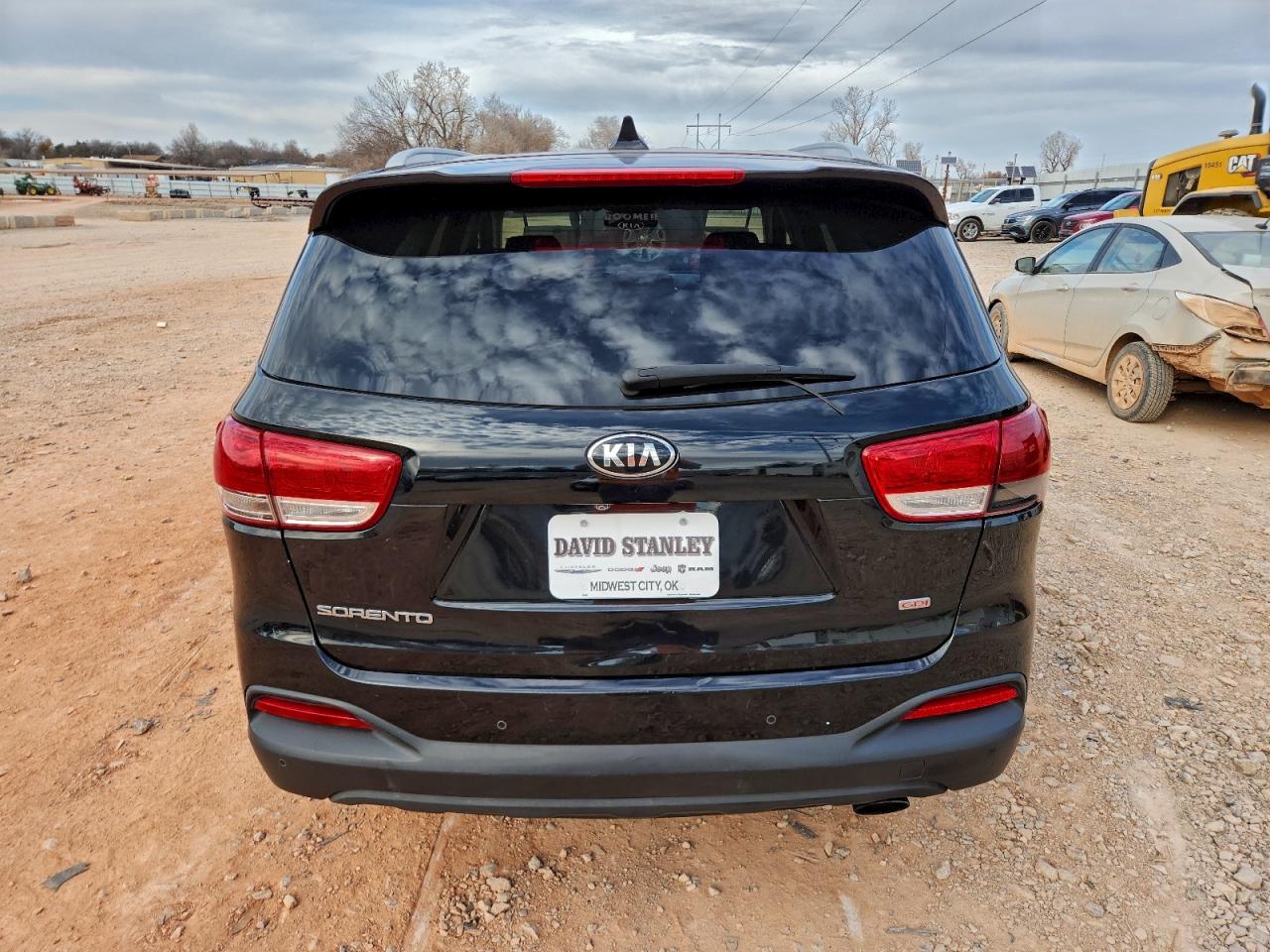 2017 KIA SORENTO LX photo 6