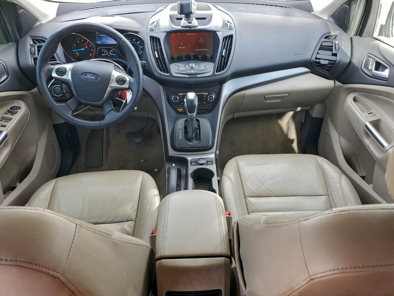 2016 FORD ESCAPE SE photo 8