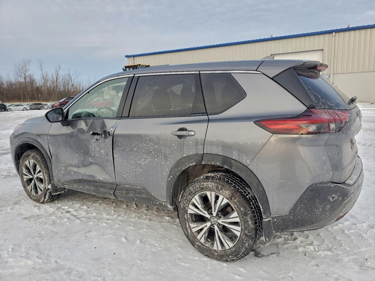 2021 NISSAN ROGUE SV photo 2