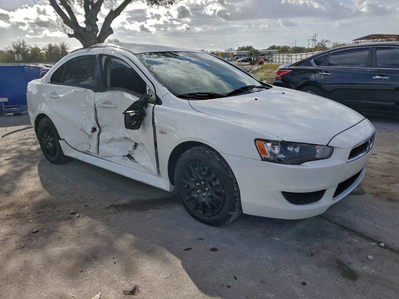 2014 MITSUBISHI LANCER ES/ES SPORT photo 4