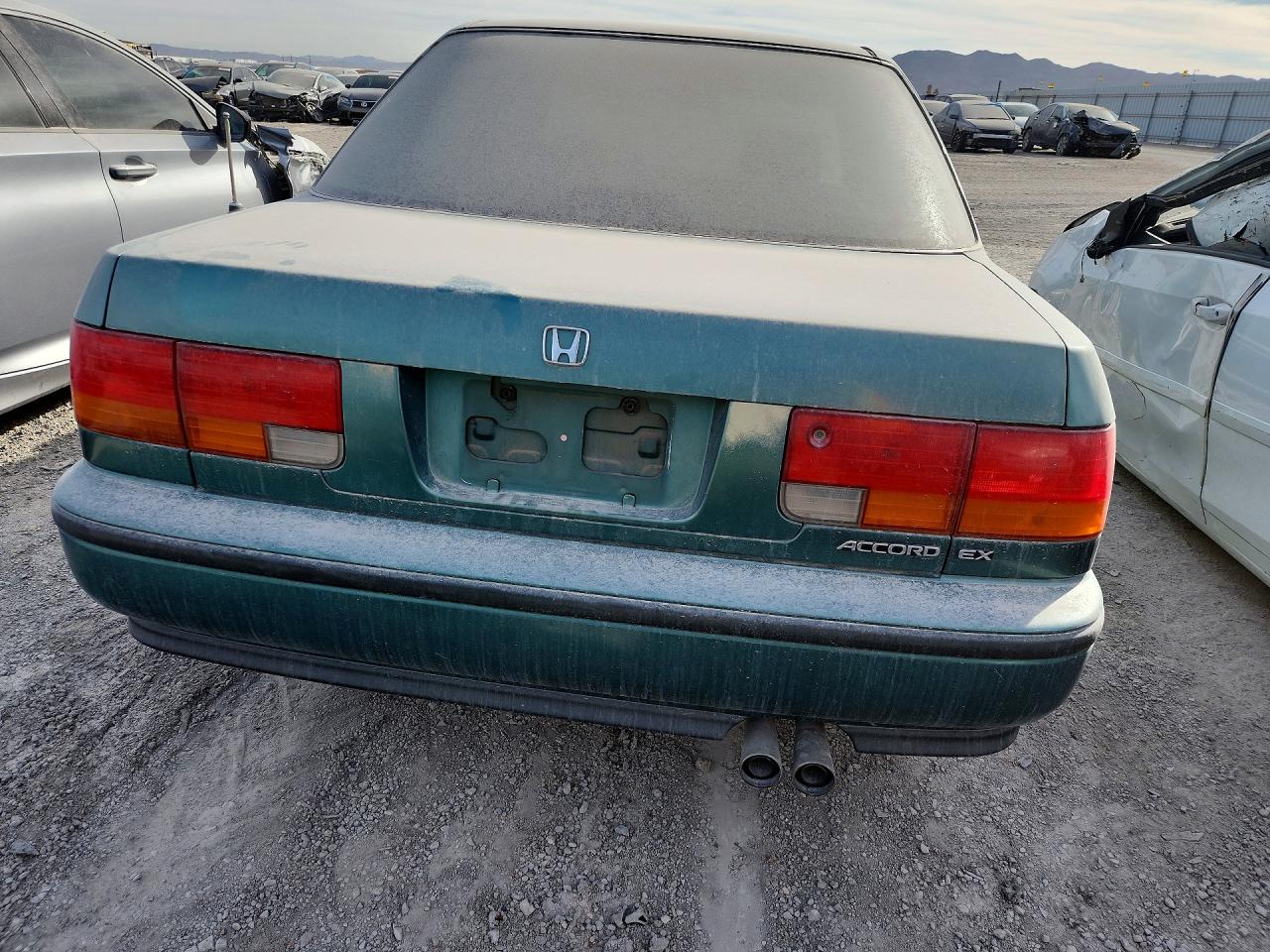 1993 HONDA ACCORD EX photo 6