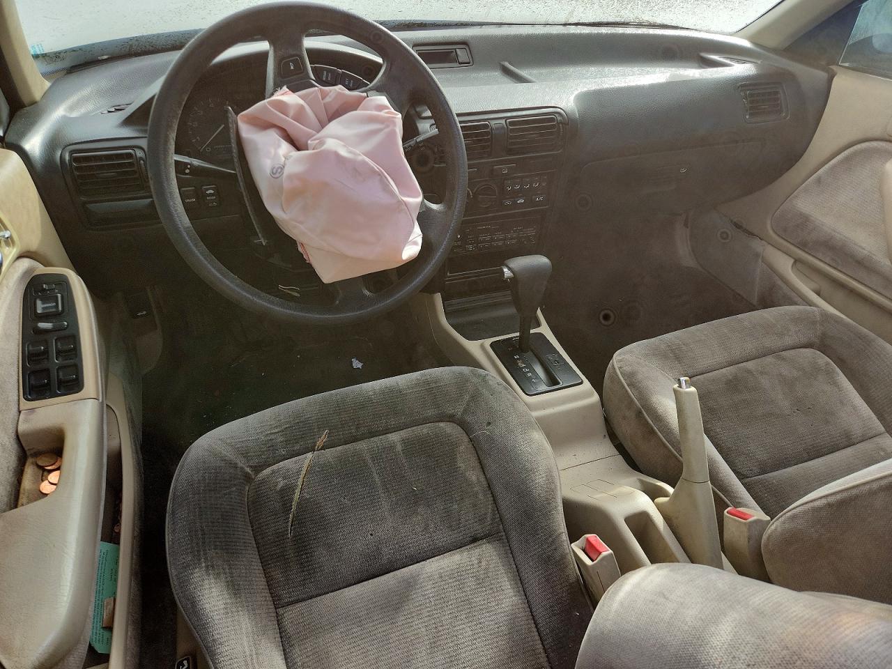 1993 HONDA ACCORD EX photo 8