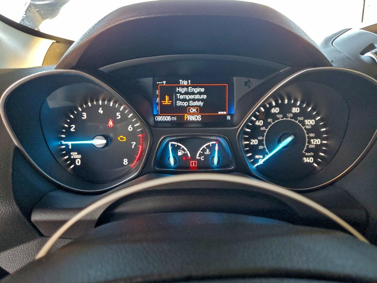2017 FORD ESCAPE SE photo 9