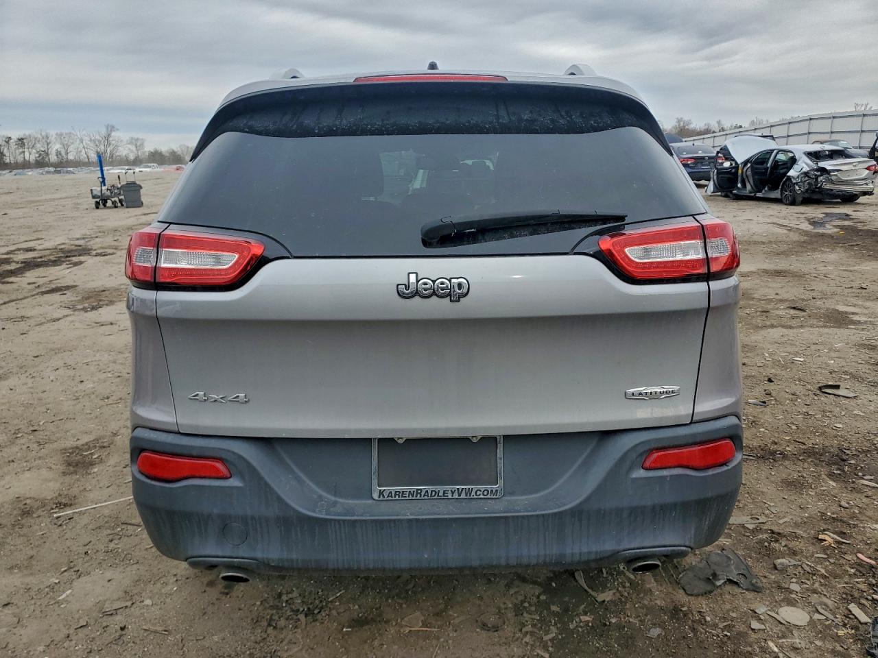 2014 JEEP CHEROKEE LATITUDE photo 6