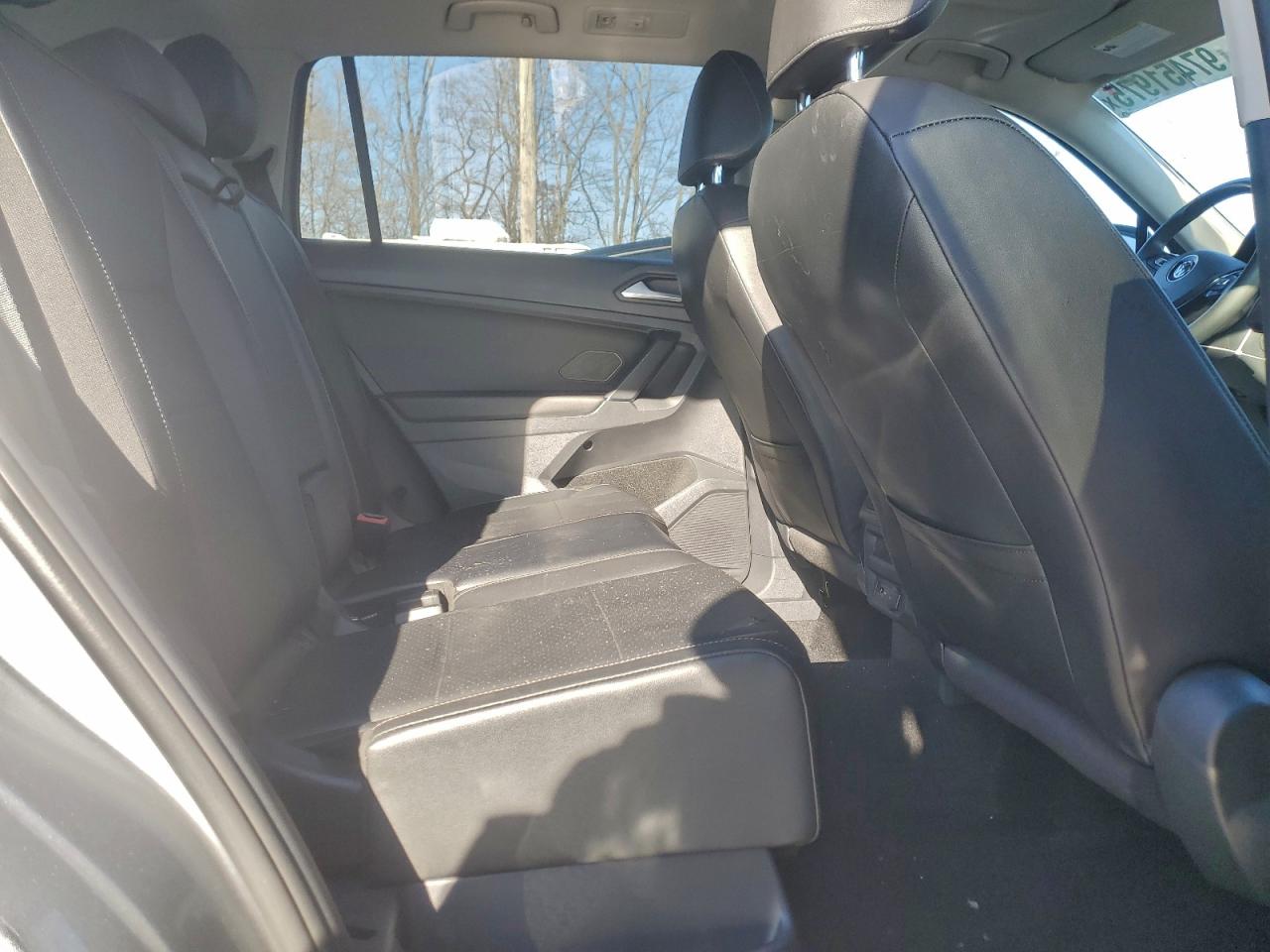 2020 VOLKSWAGEN TIGUAN SE photo 11