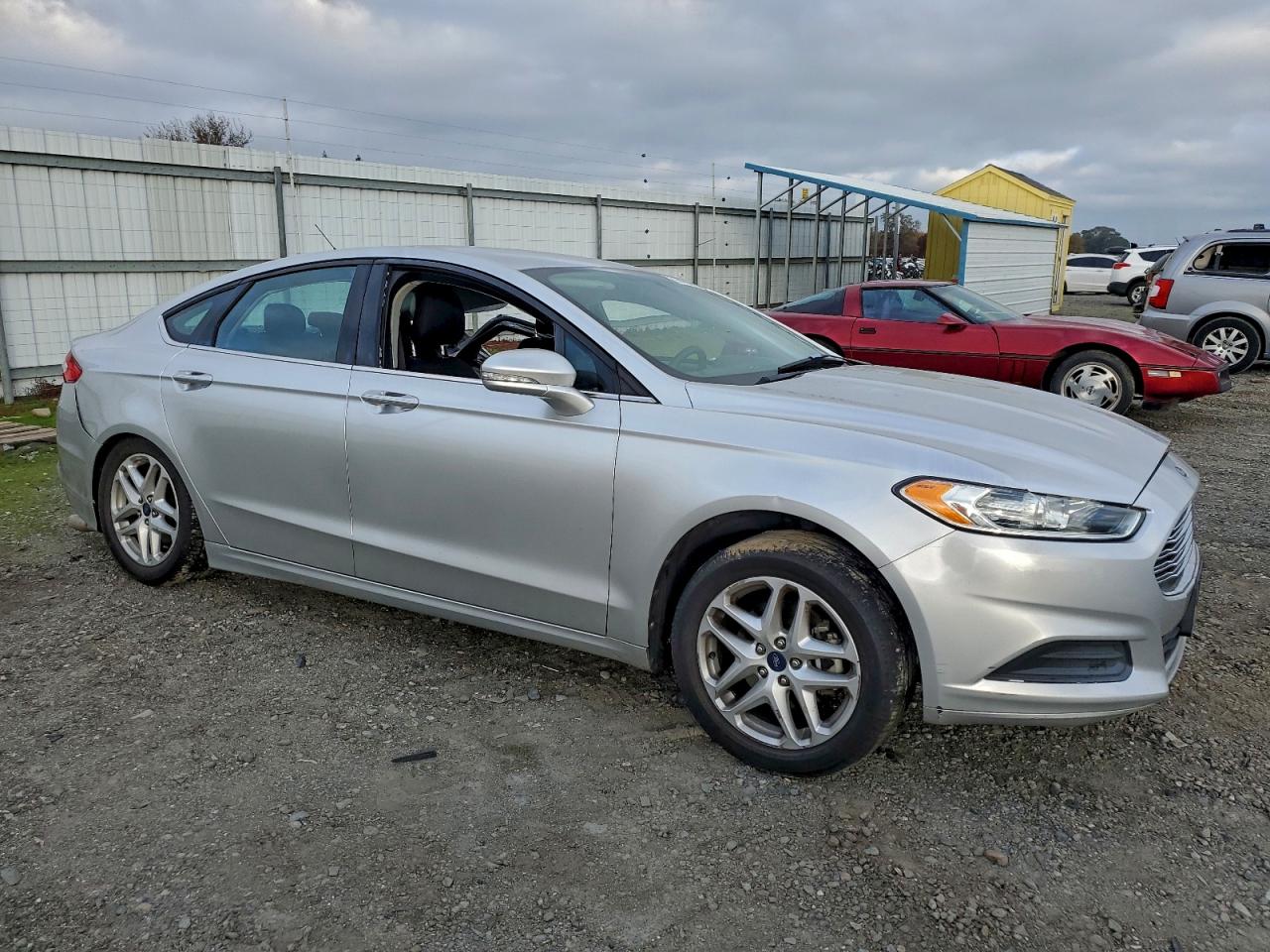 2014 FORD FUSION SE photo 4