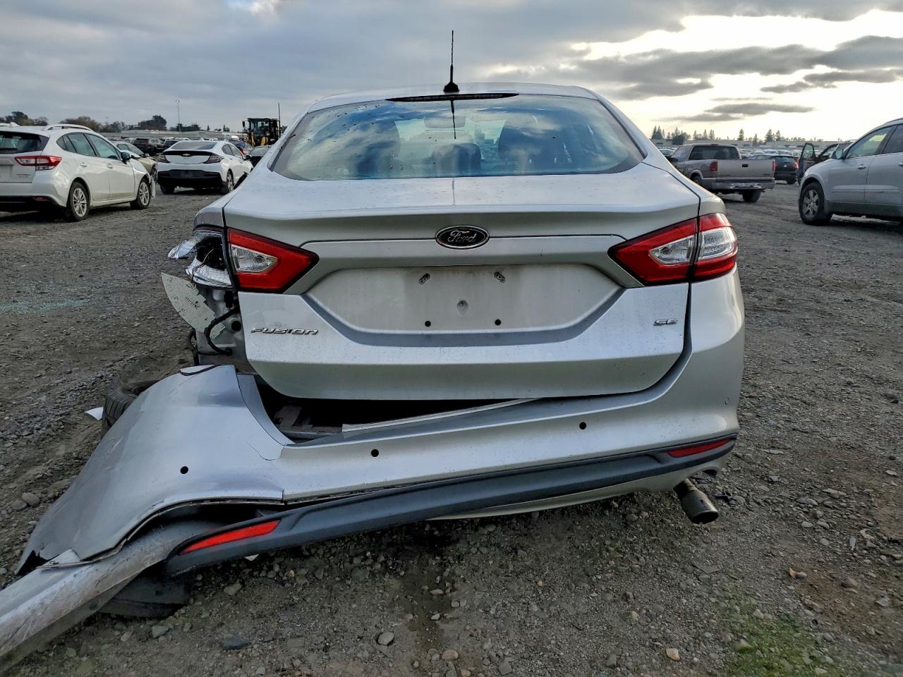 2014 FORD FUSION SE photo 6