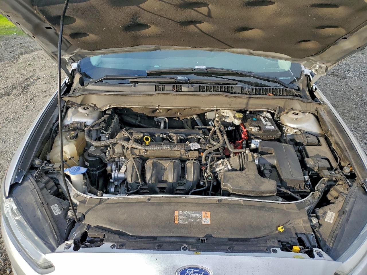 2014 FORD FUSION SE photo 11