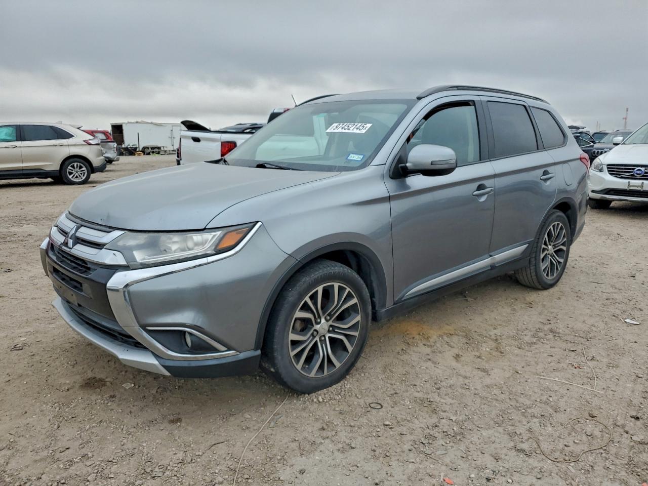 2016 MITSUBISHI OUTLANDER