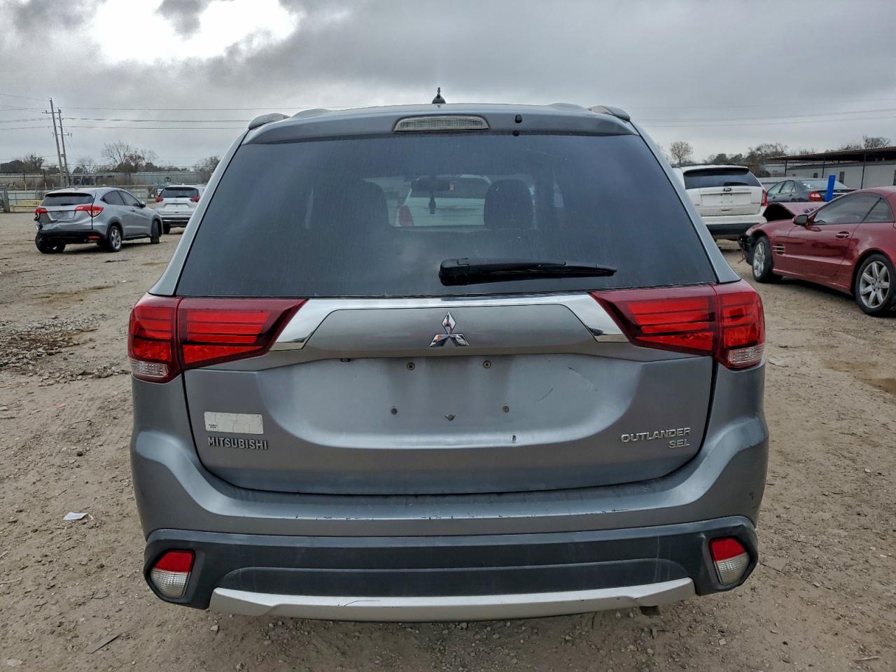 2016 MITSUBISHI OUTLANDER SE photo 6