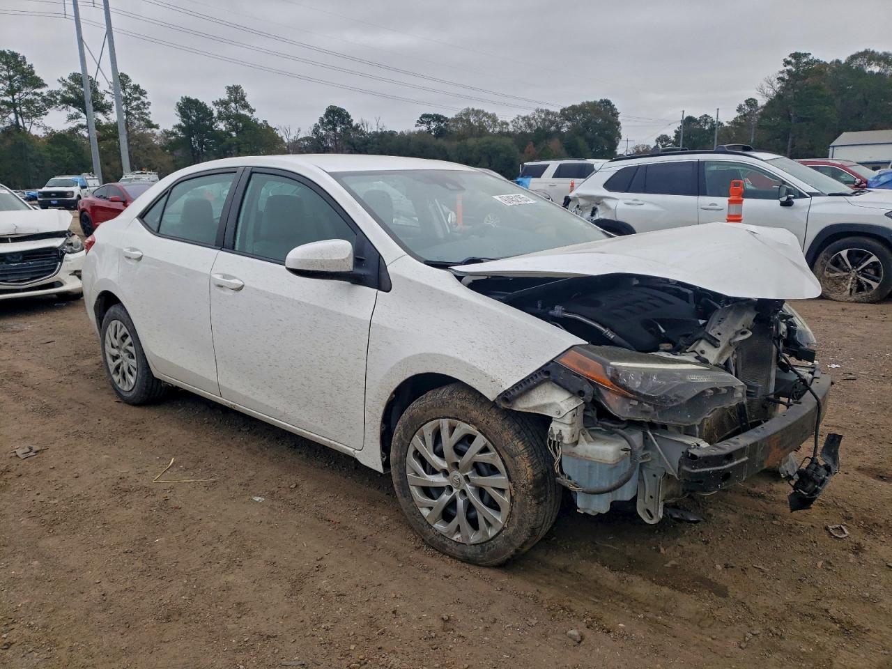 2017 TOYOTA COROLLA L photo 4