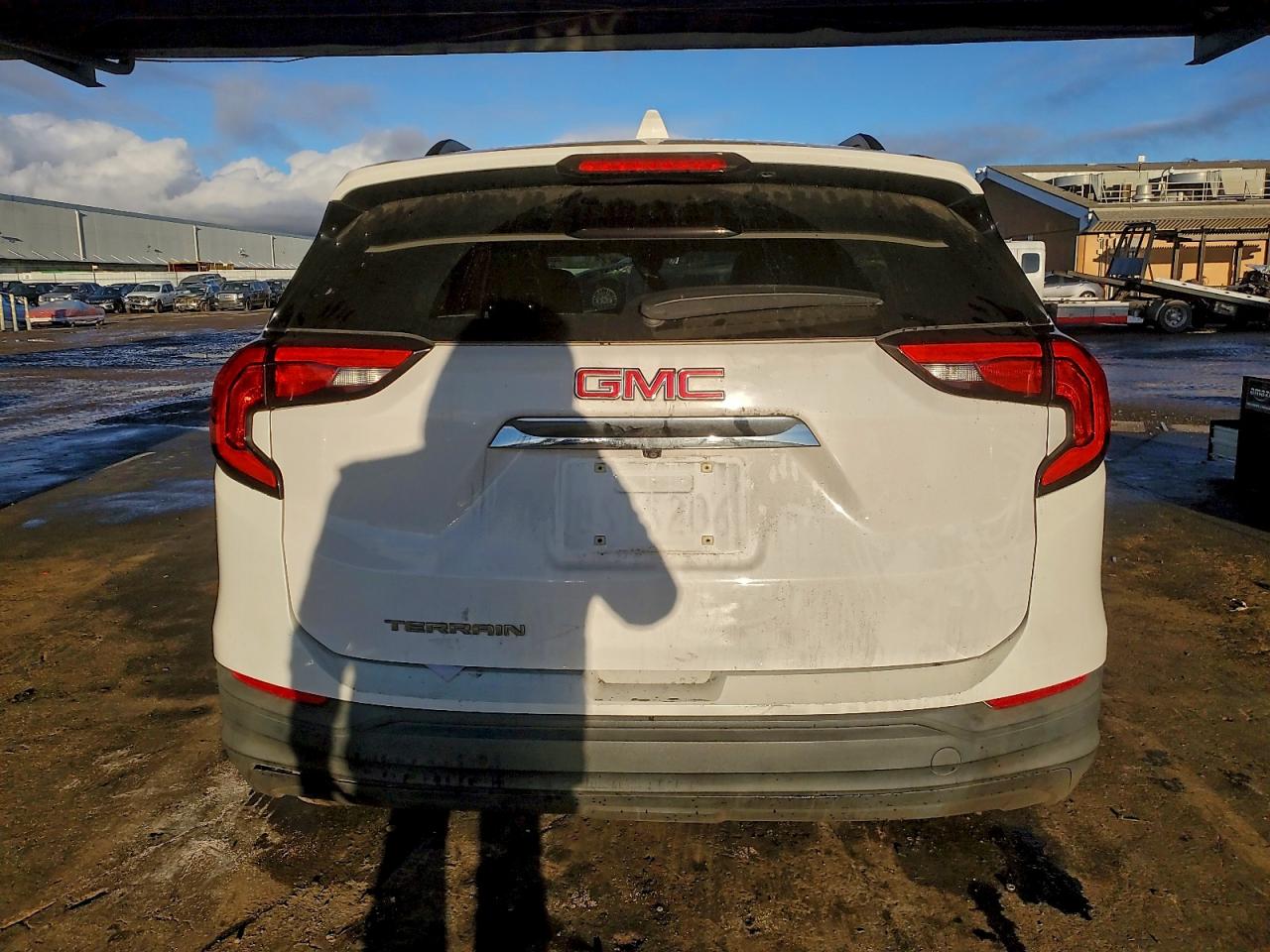 2018 GMC TERRAIN SLE photo 6