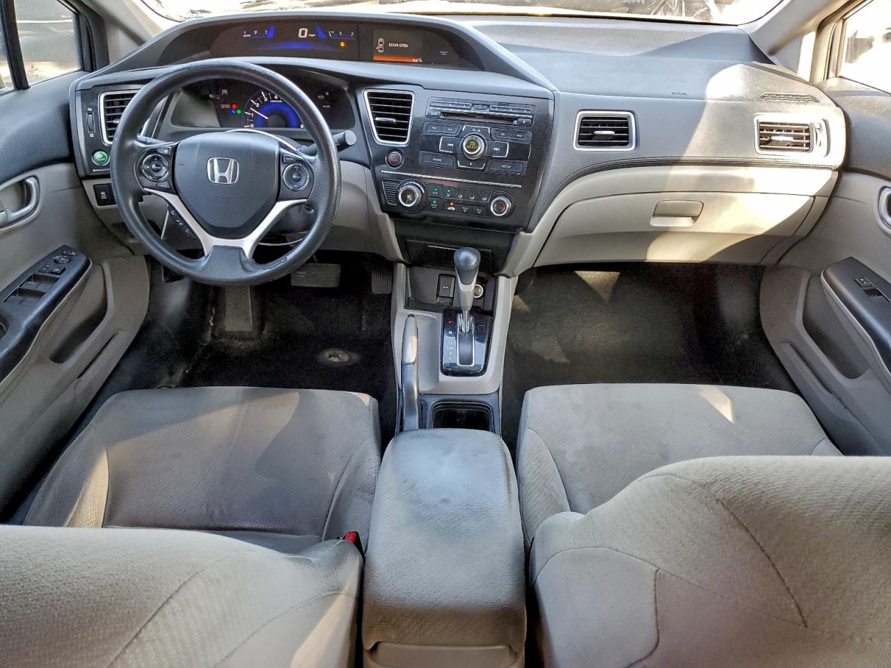 2013 HONDA CIVIC LX photo 8