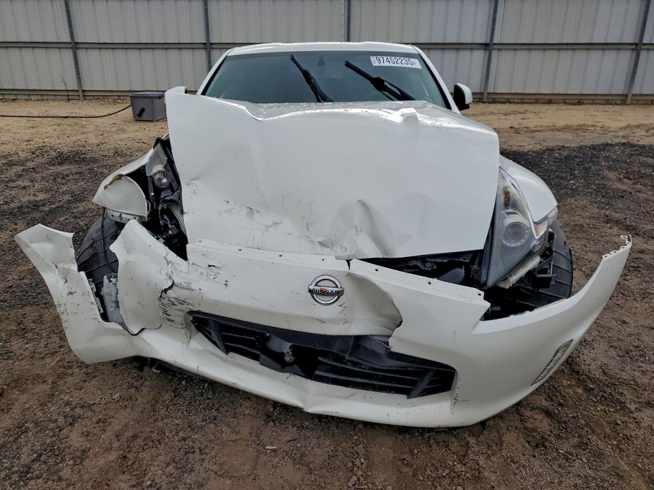2019 NISSAN 370Z BASE photo 9