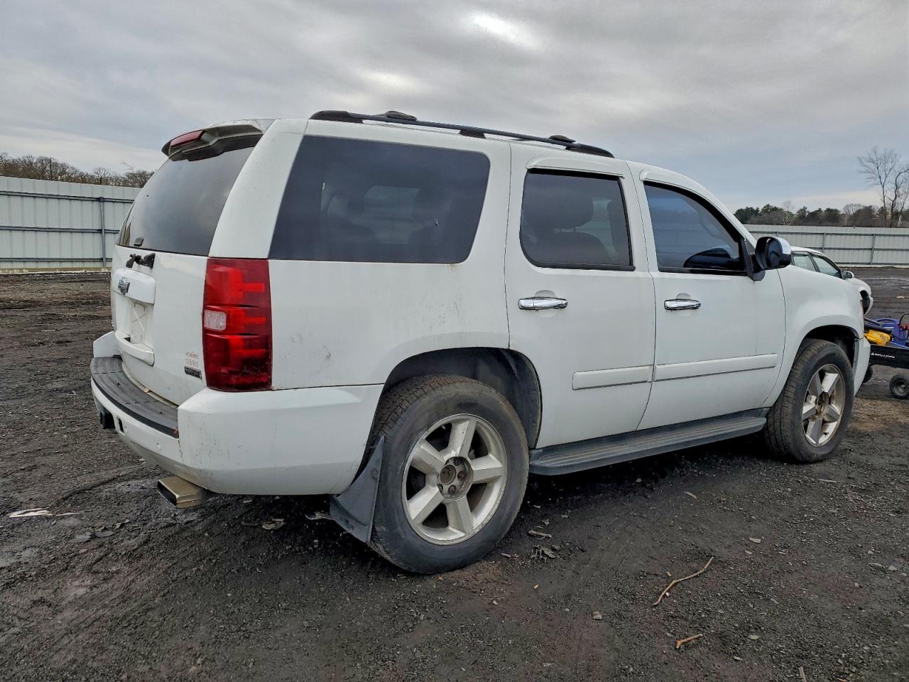 2007 CHEVROLET TAHOE K1500 photo 3
