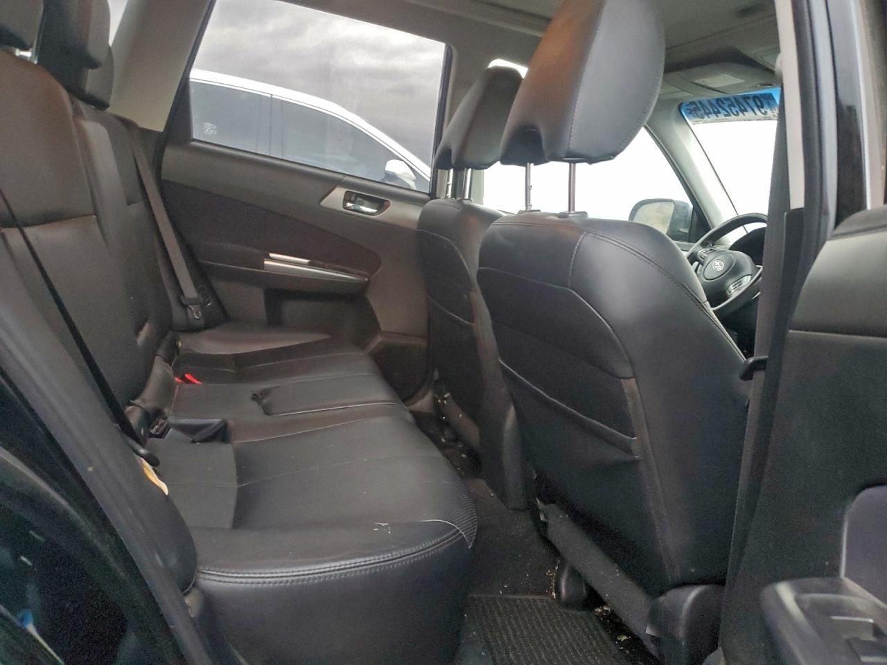 2011 SUBARU FORESTER LIMITED photo 11
