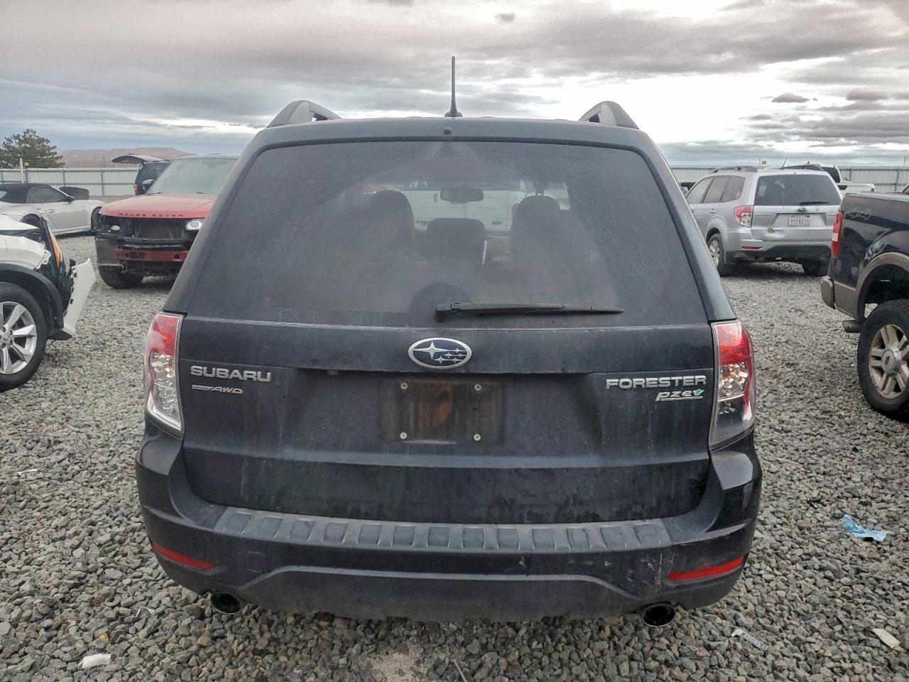 2011 SUBARU FORESTER LIMITED photo 6