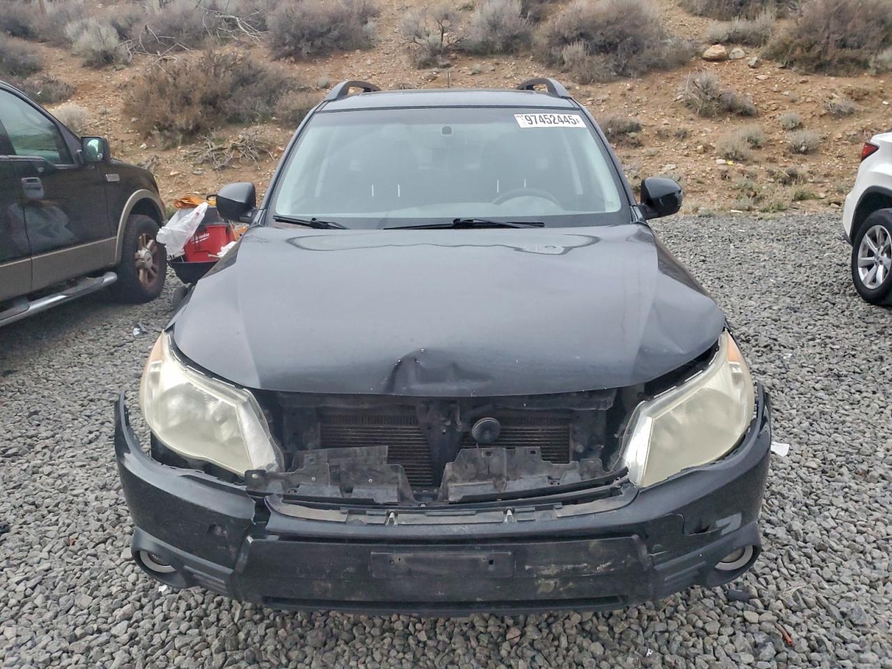 2011 SUBARU FORESTER LIMITED photo 5