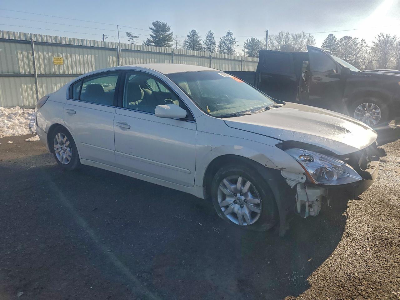 2011 NISSAN ALTIMA BASE photo 4