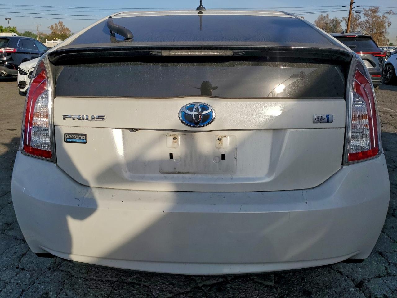 2013 TOYOTA PRIUS photo 6