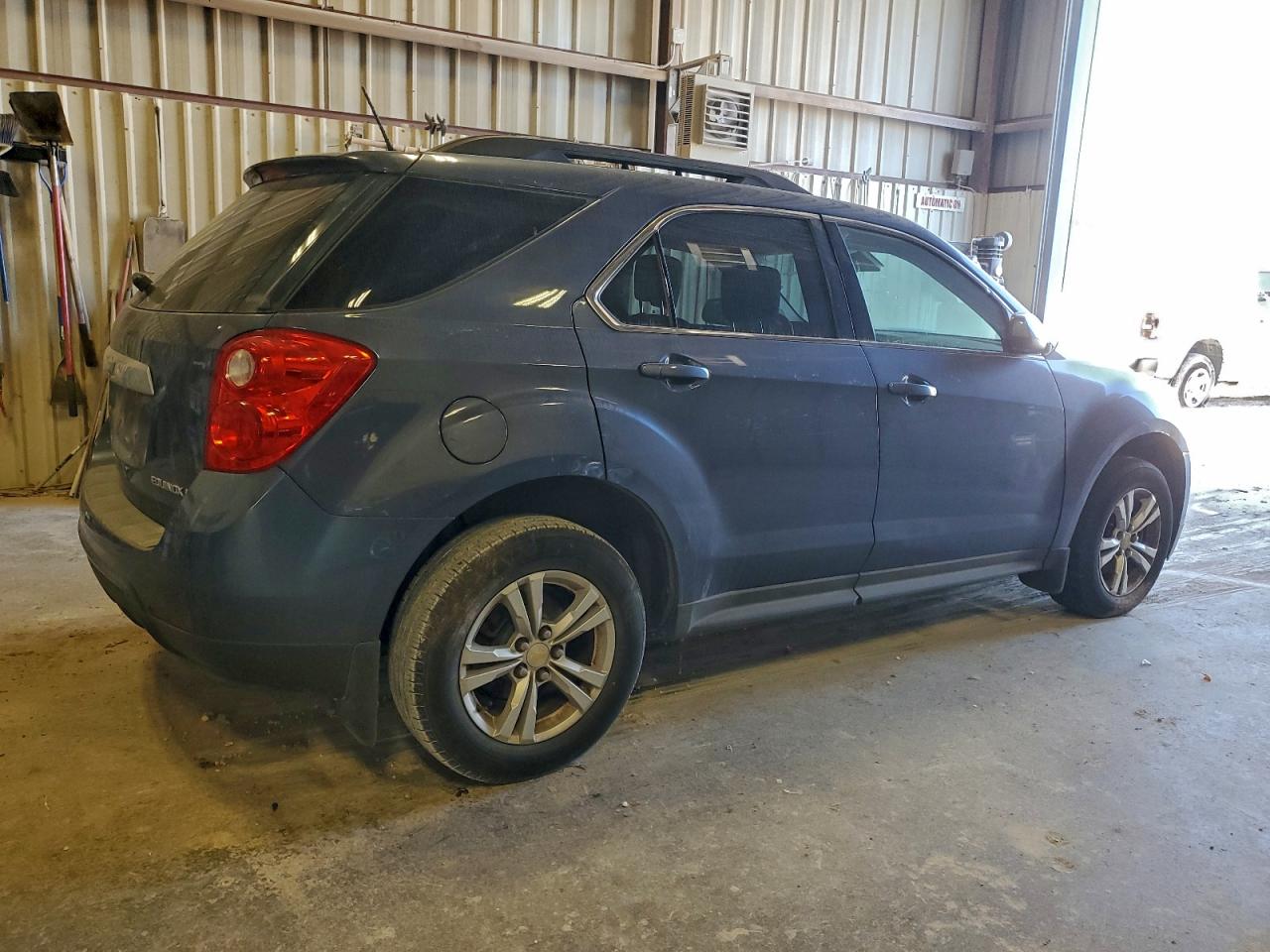 2013 CHEVROLET EQUINOX LT photo 3