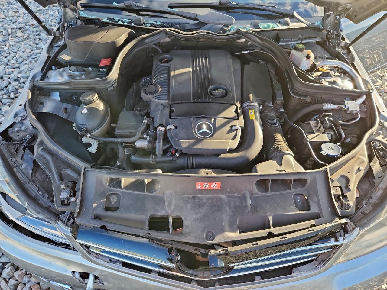 2014 MERCEDES-BENZ C 250 photo 11