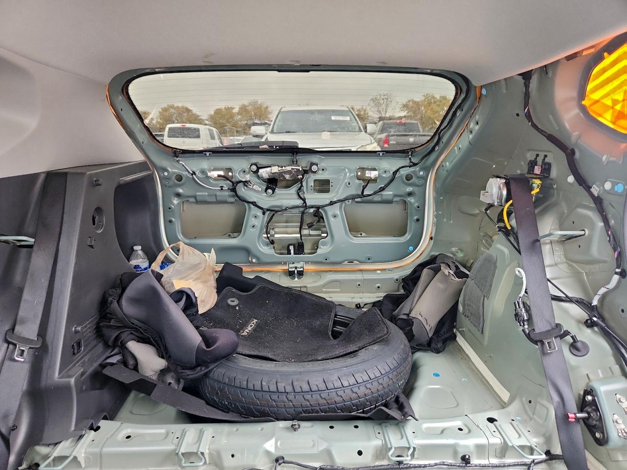 2024 HYUNDAI KONA SEL photo 10