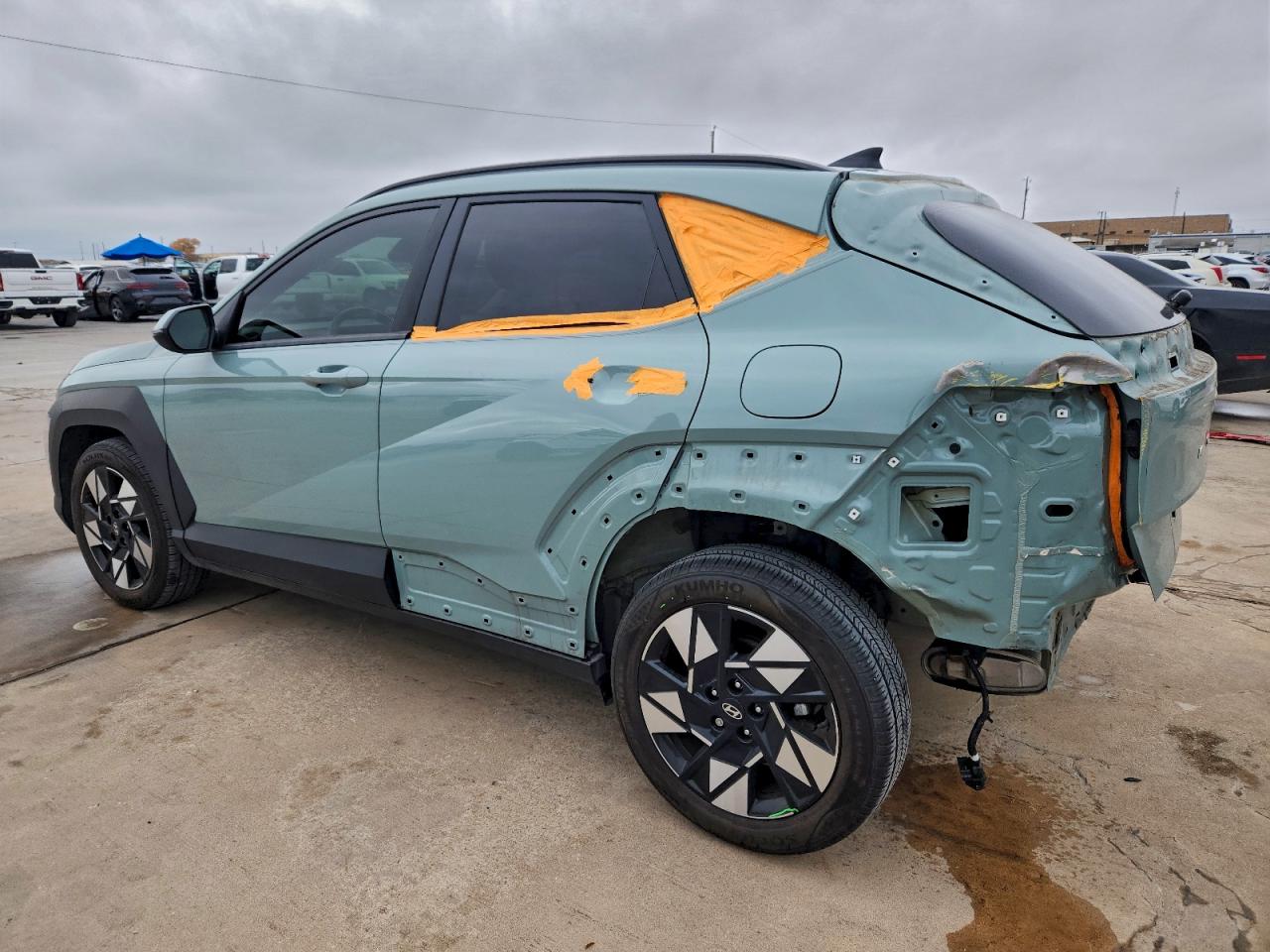 2024 HYUNDAI KONA SEL photo 2