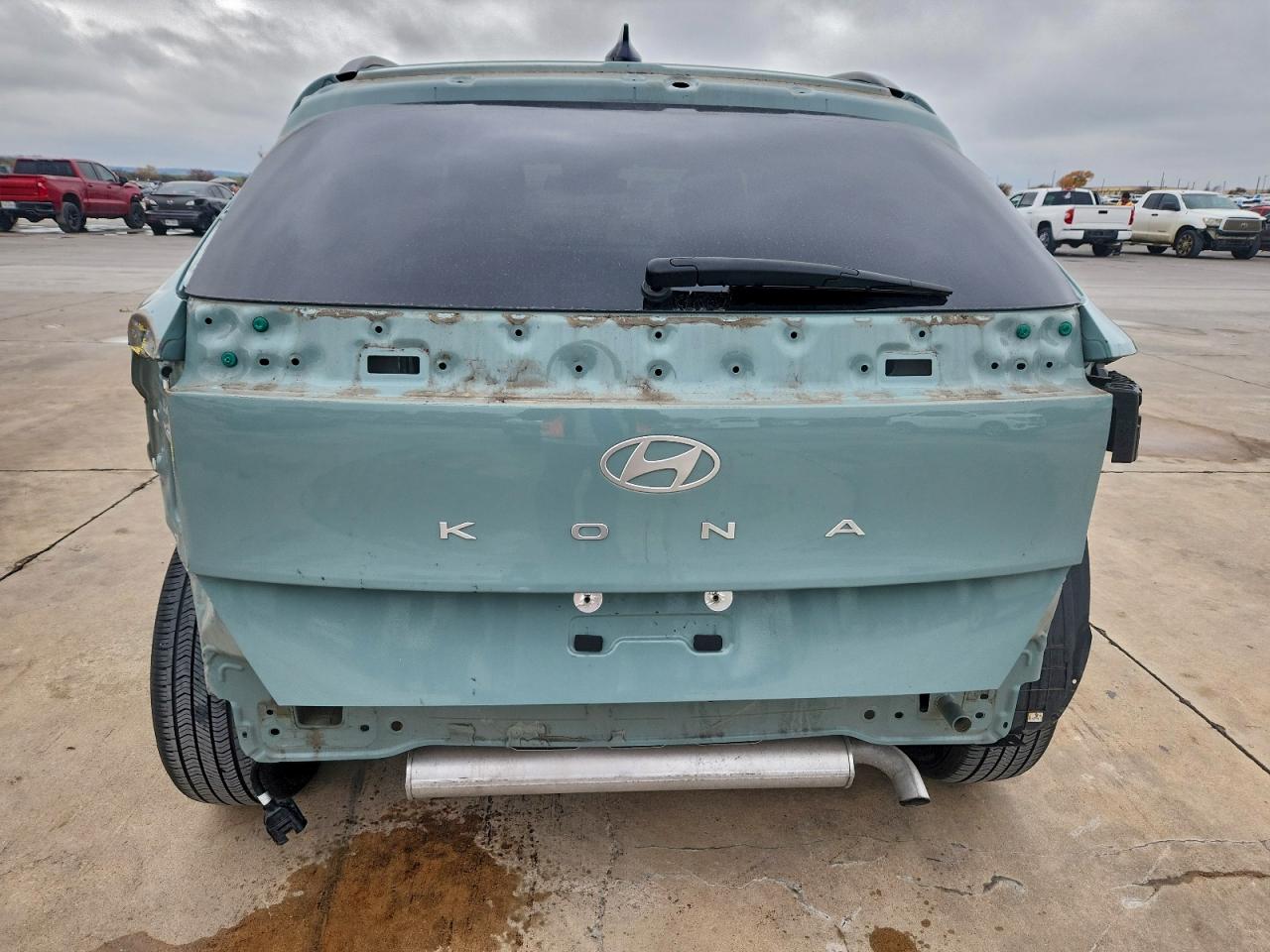 2024 HYUNDAI KONA SEL photo 6