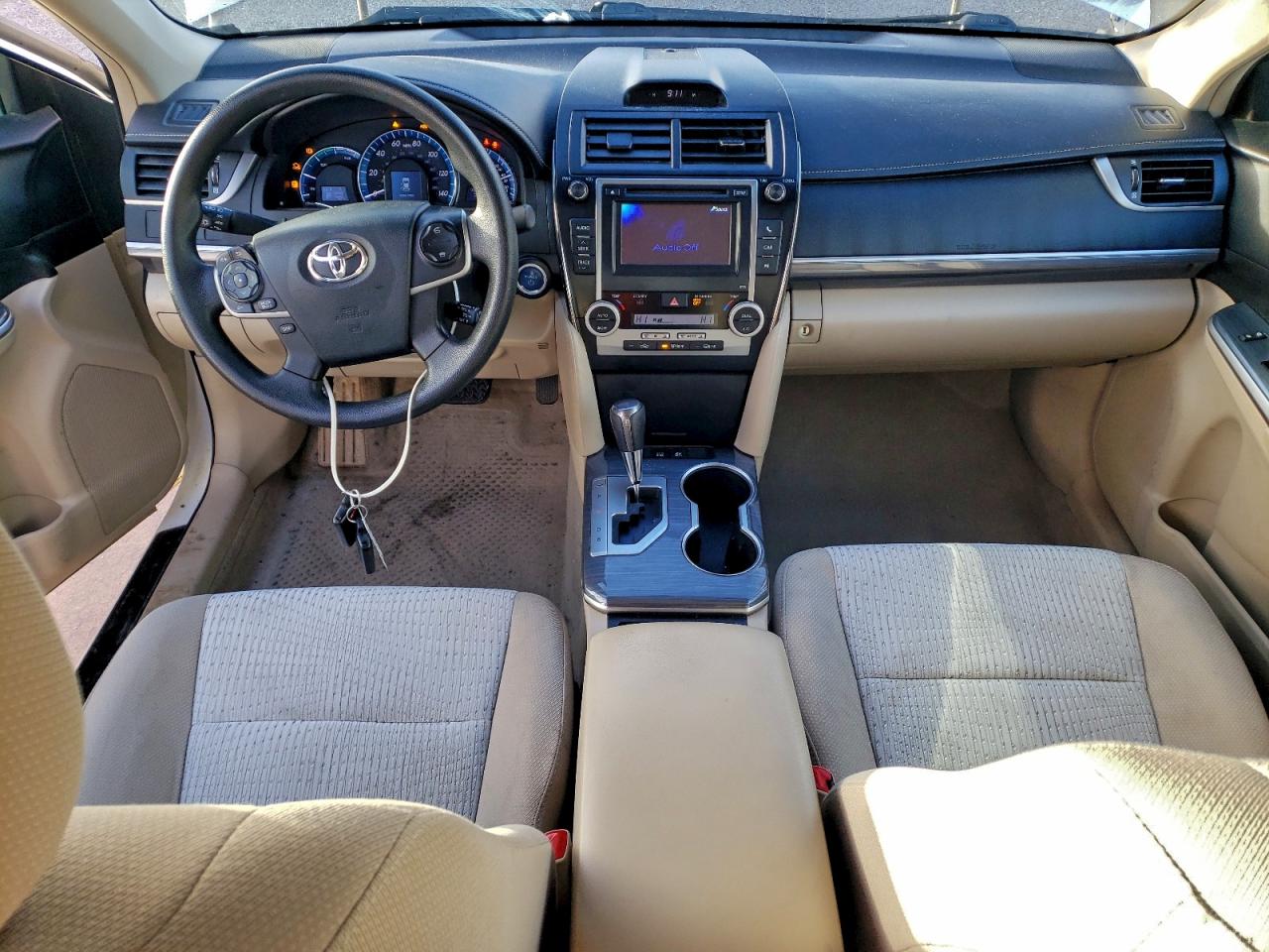 2013 TOYOTA CAMRY HYBRID photo 8