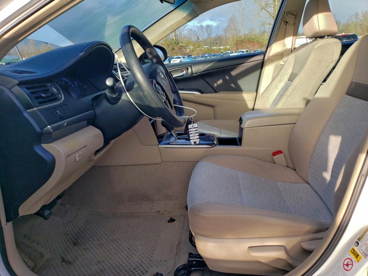 2013 TOYOTA CAMRY HYBRID photo 7