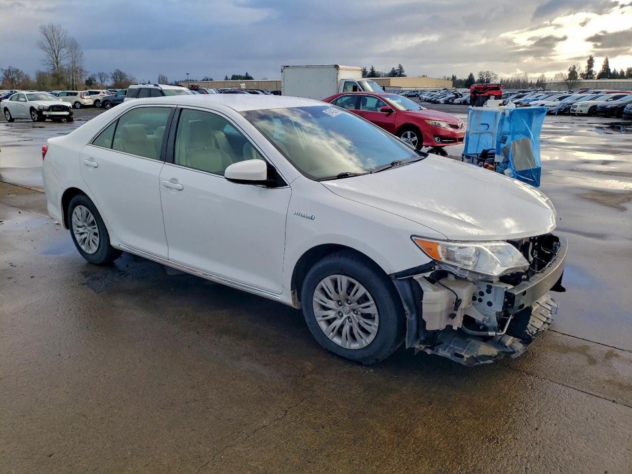 2013 TOYOTA CAMRY HYBRID photo 4