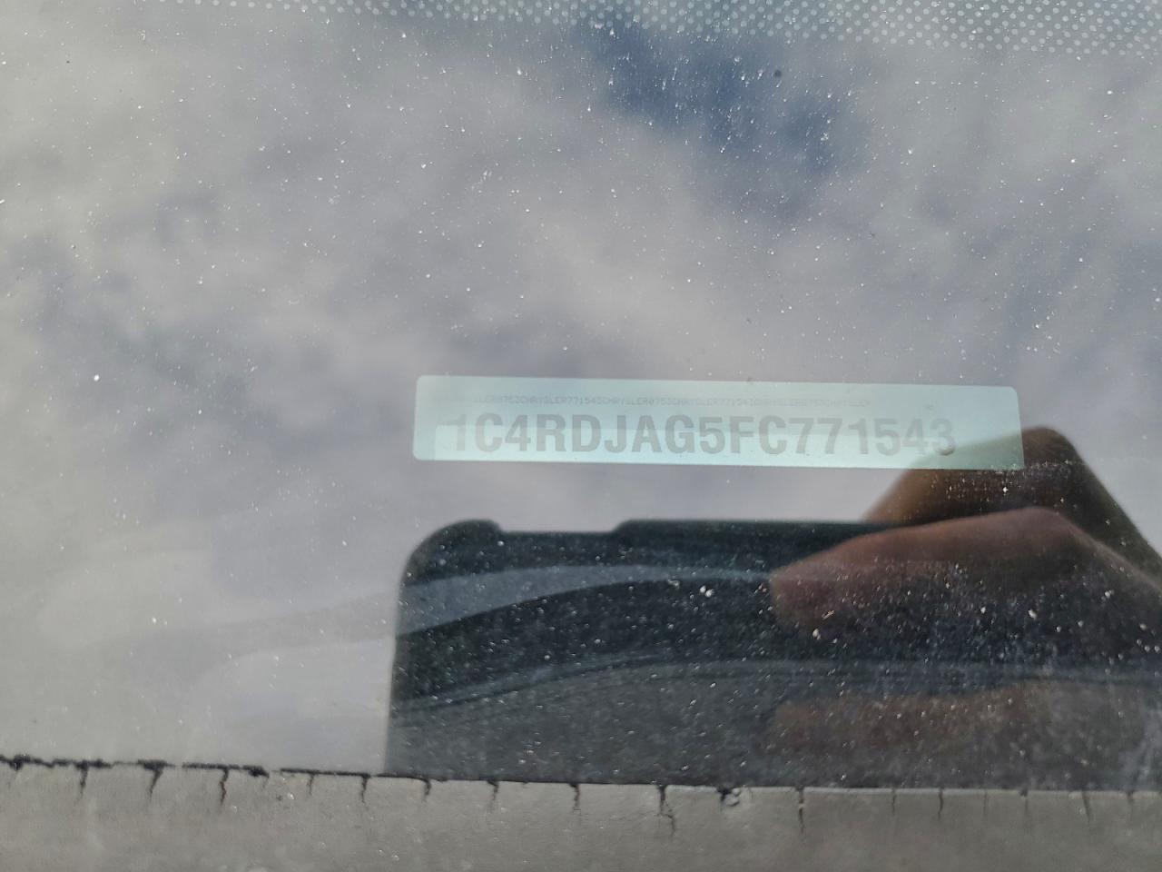 2015 DODGE DURANGO SXT photo 25