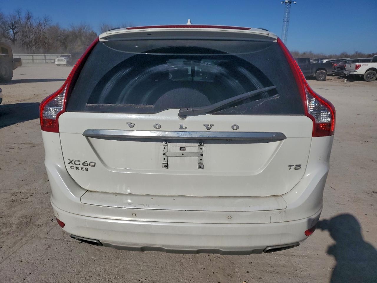 2017 VOLVO XC60 T5 INSCRIPTION photo 6