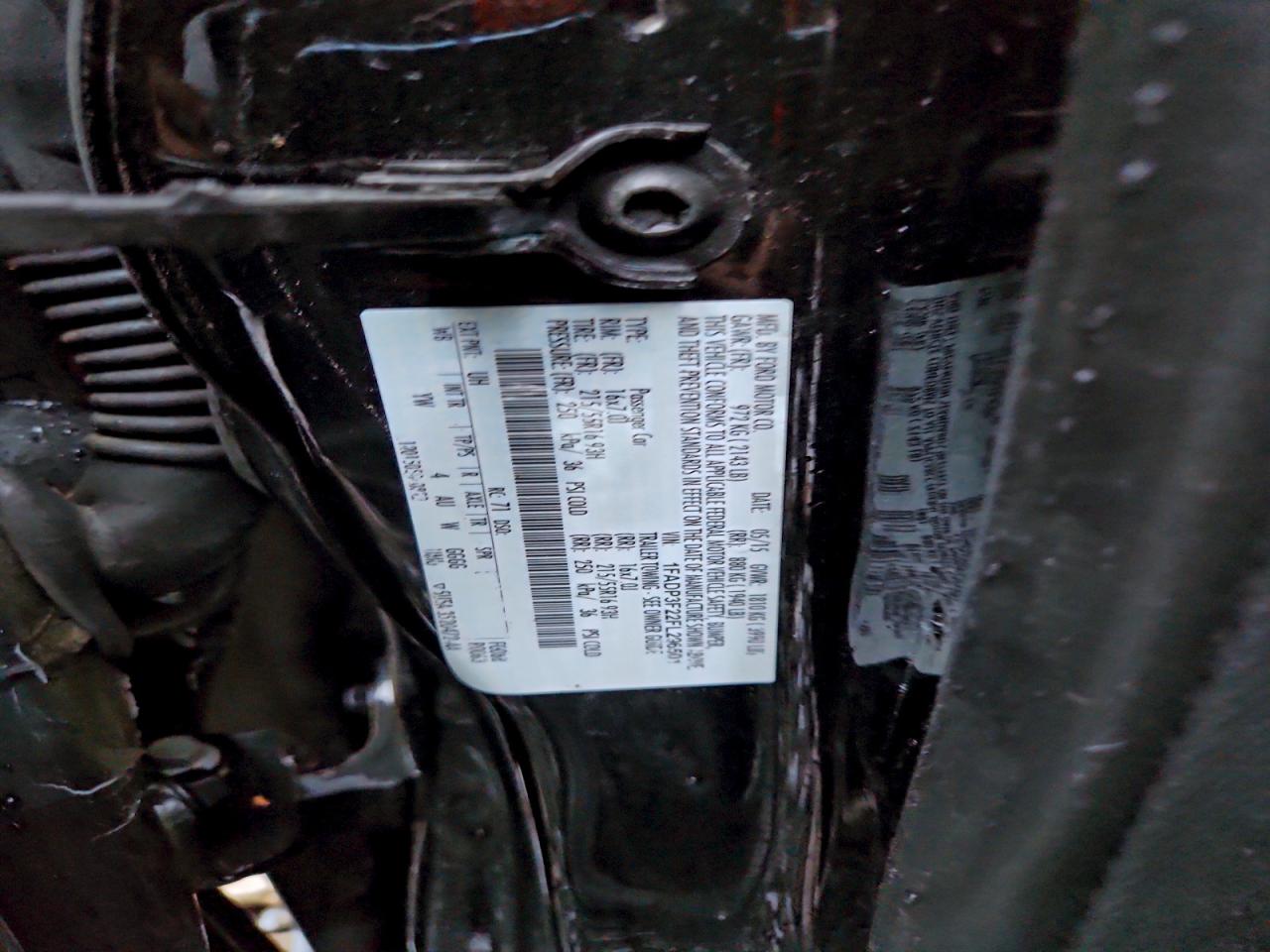 2015 FORD FOCUS SE photo 12