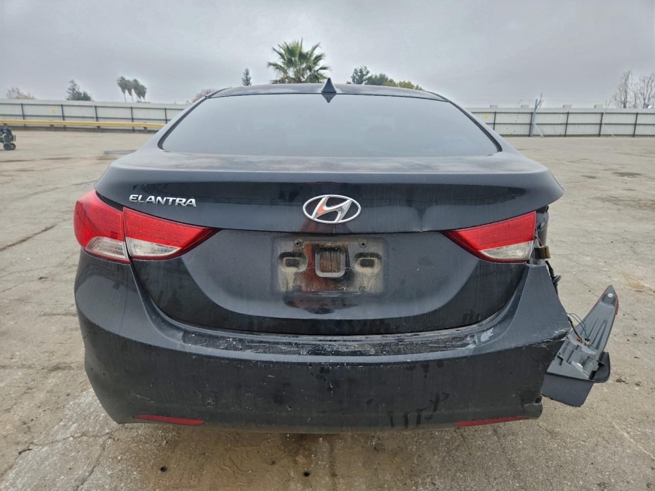 2012 HYUNDAI ELANTRA GLS photo 6