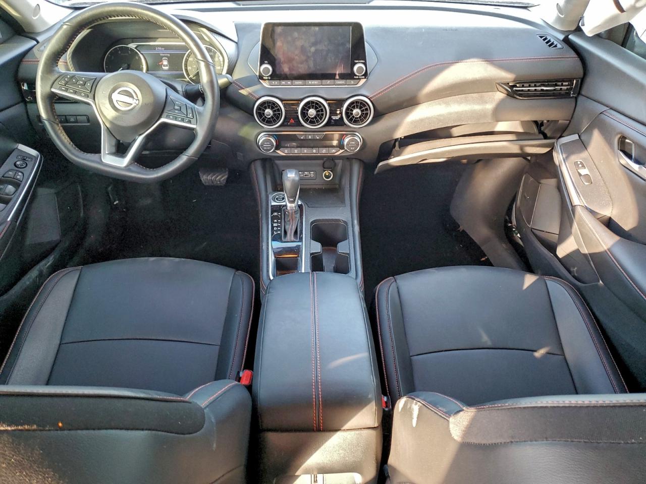 2025 NISSAN SENTRA SR photo 8