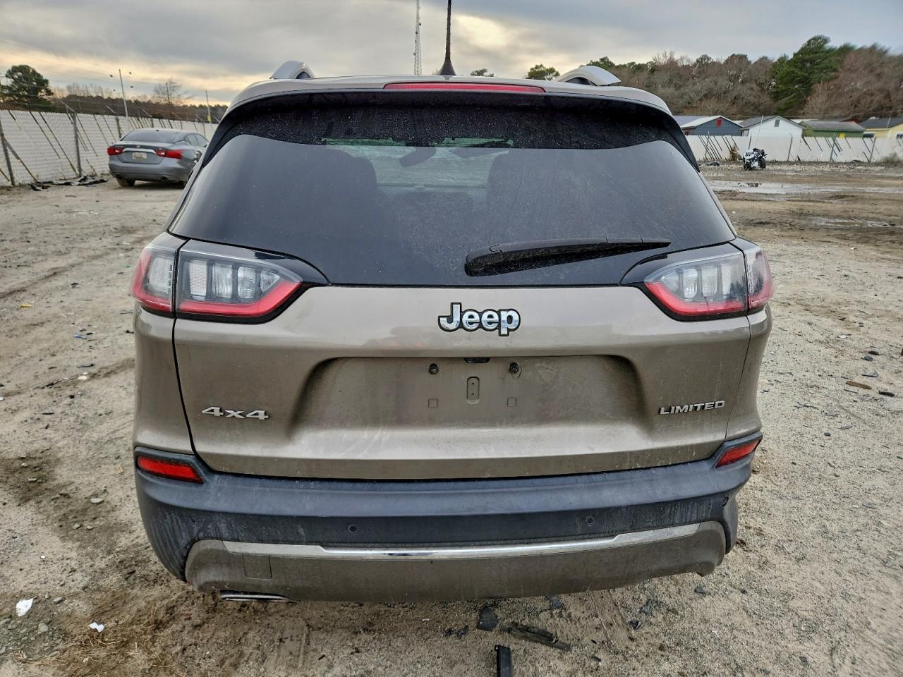 2019 JEEP CHEROKEE LIMITED photo 6