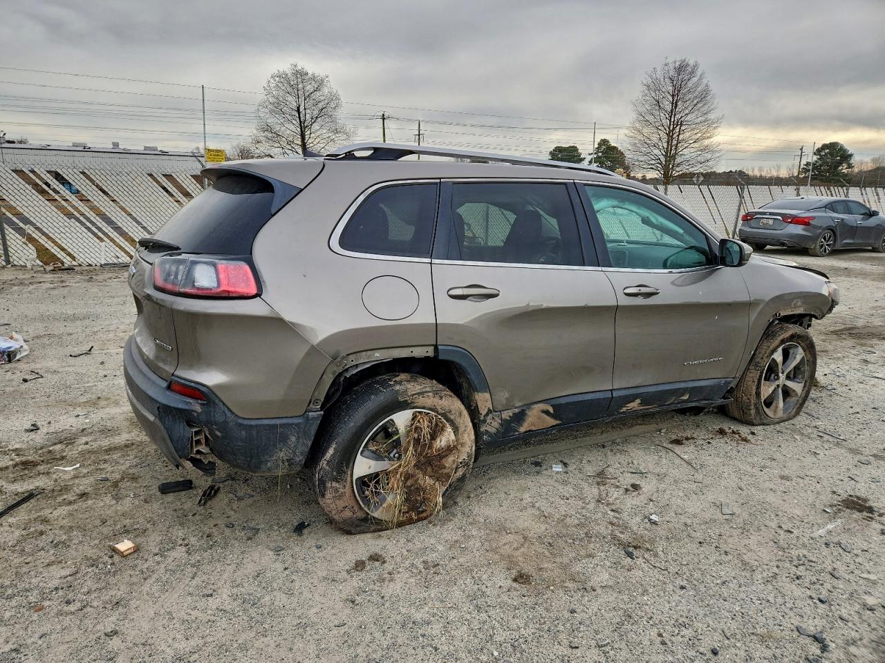2019 JEEP CHEROKEE LIMITED photo 3