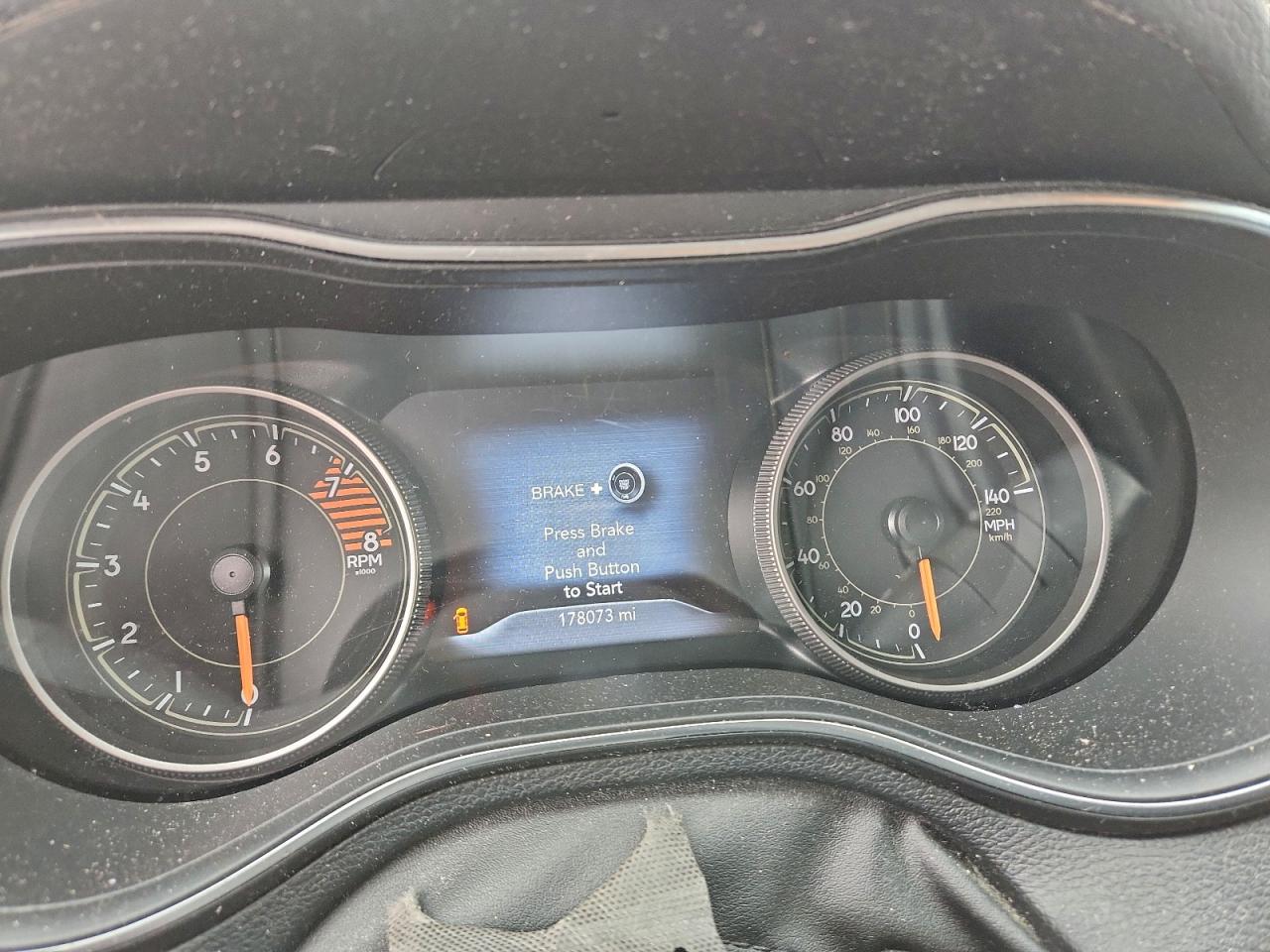2019 JEEP CHEROKEE LIMITED photo 9