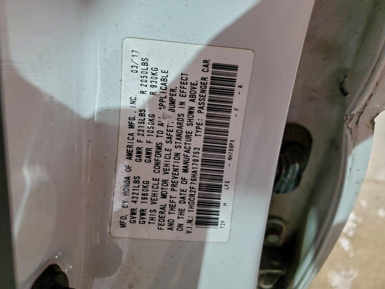 2017 HONDA ACCORD EX photo 12