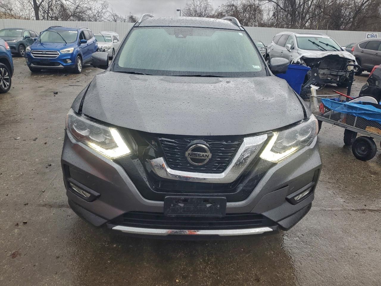 2018 NISSAN ROGUE S photo 5