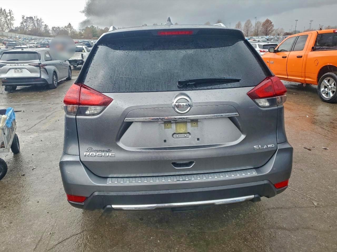 2018 NISSAN ROGUE S photo 6